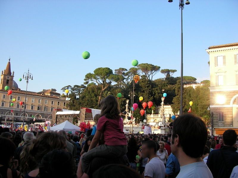 Demonstration in P.za del Popolo